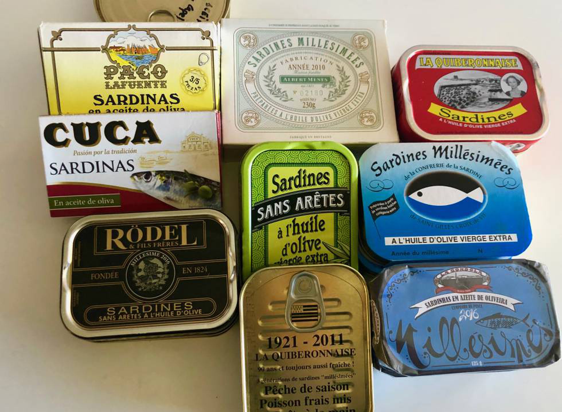 Sardinas en conserva latas