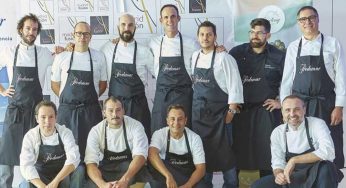 14 Cocineros Revelación cocinando juntos