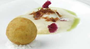 Puchero de verano: garbanzos, hierbabuena y jamón