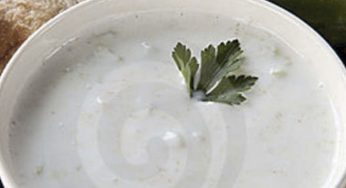 Sopa fría de pepino y yogur