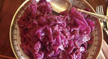 Lombarda con manzanas y arándanos con Castillo de CanenaPicual