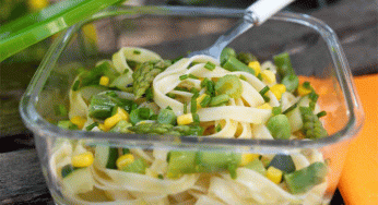 Ensalada de pasta con verduritas