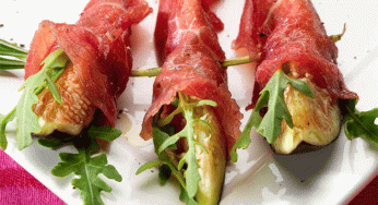 Brochetas de carpaccio con higos y rucola
