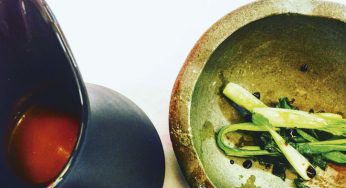 Crema de calabaza, arrope y pak choi