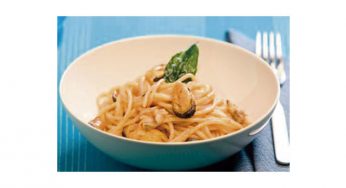 Spaguetti con mejillones y salsa picante