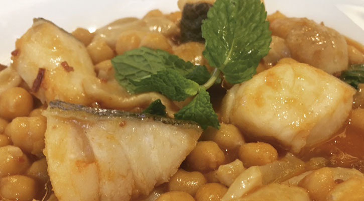 Garbanzos con bacalao en La Azotea.