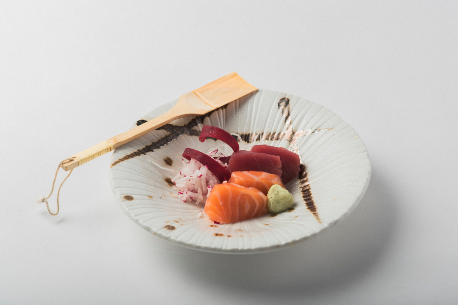 sashimi de atún y salmón