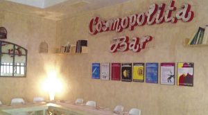 La Cosmopolita Bar