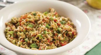 Ensalada de brócoli, pimiento y manzana