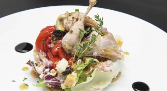 Ensalada de perdiz escabechada con asadillo de verduras y frutos secos