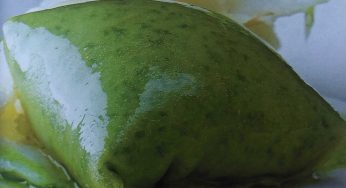 Won-ton de pil-pil y rúcola sobre crema picante de patatas