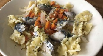 Caballas en escabeche