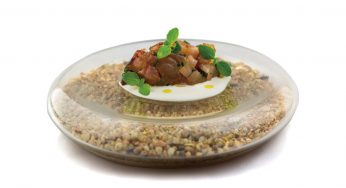 Caballa marinada con licuado de almendra marcona de Albocasser