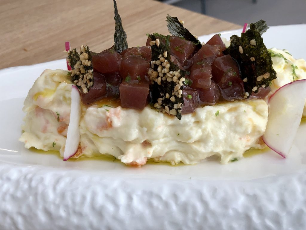 Ensaladilla rusa con atún rojo