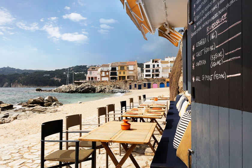 chiringuito Tragamar en la costa brava