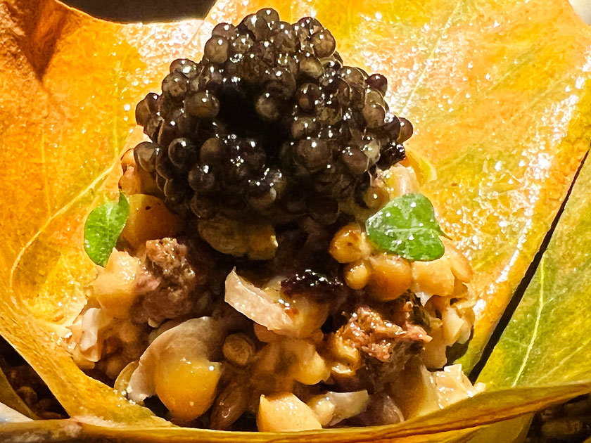 Pene de reno y caviar en el restaurante Noma