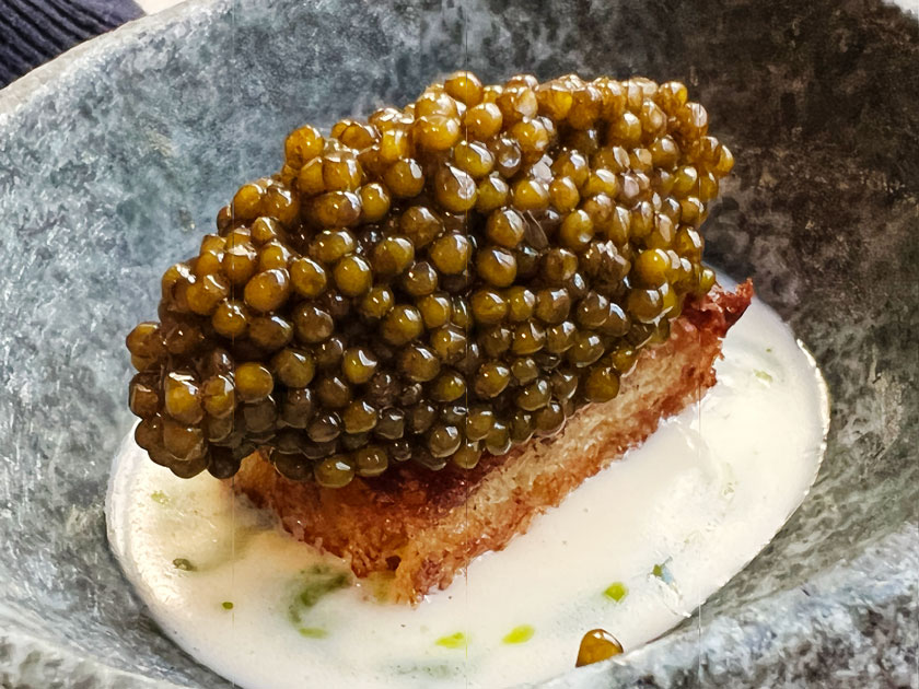 Caviar Beluga iraní 00 con brioche. Restaurante Desde 1911 (Madrid)