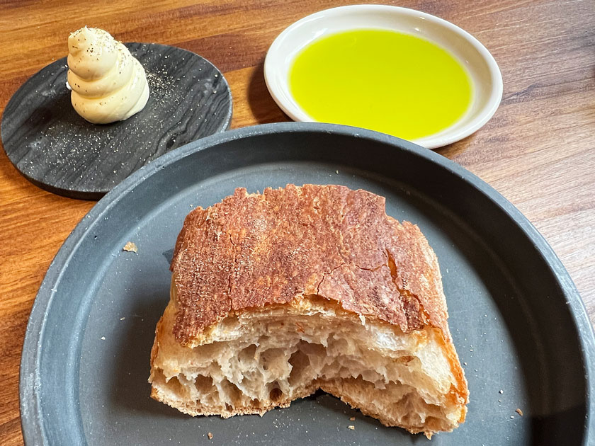 Bistró (Madrid) Pan, aceite y mantequilla