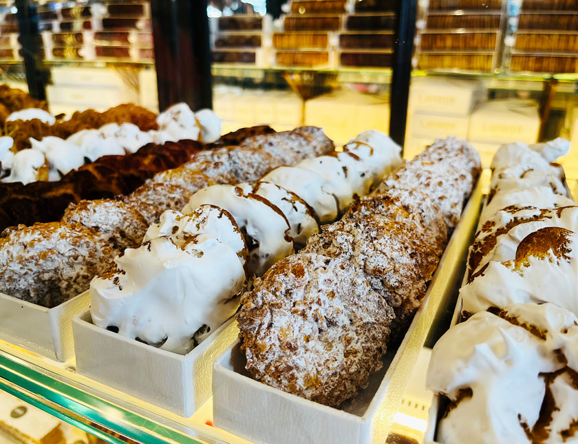 Rosquillas de San Isidro de Lhardy