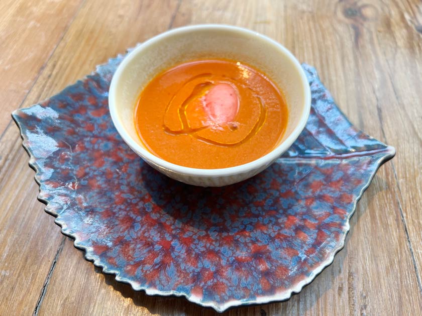 Omeraki (Madrid) Gazpacho de verduras asadas con sorbete picante de fresas