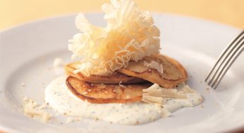 Crêpes de patata con crema de hierbas