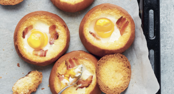 Huevos en nido de brioche