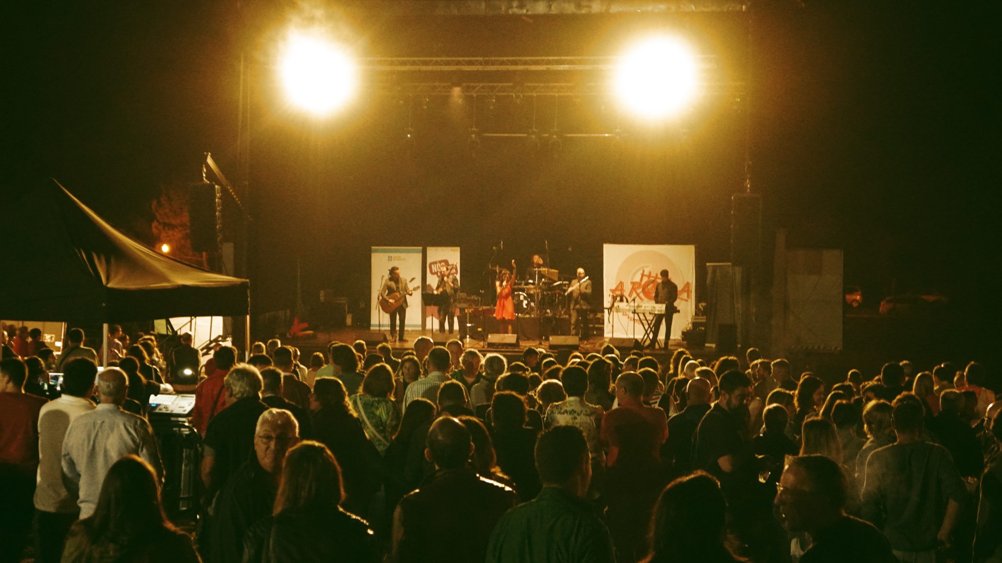 Actividades musicales en el Fiesta de la empanada de Bandeira