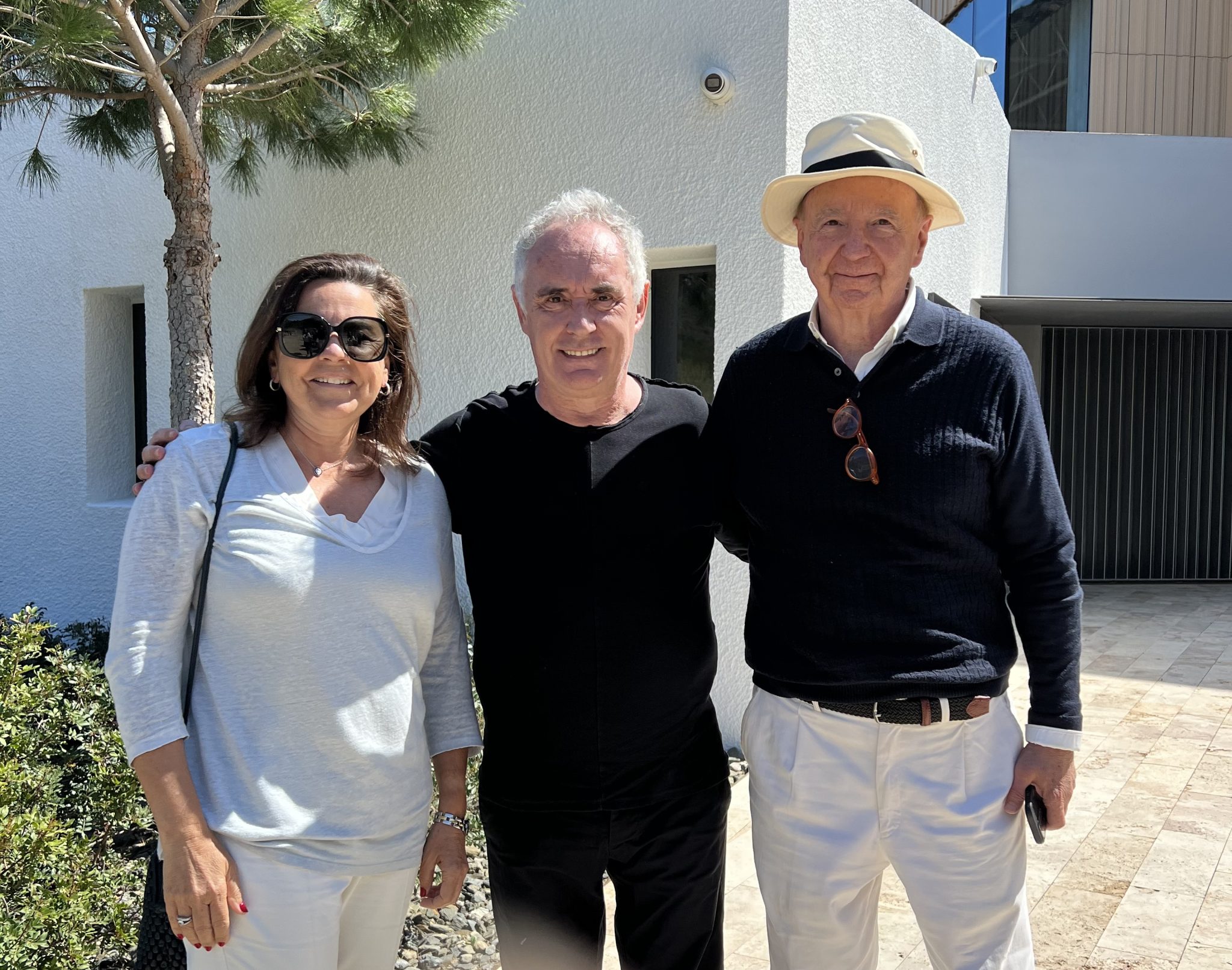 Julia Pérez, Ferran Adrià y José Carlos Capel en elBulli