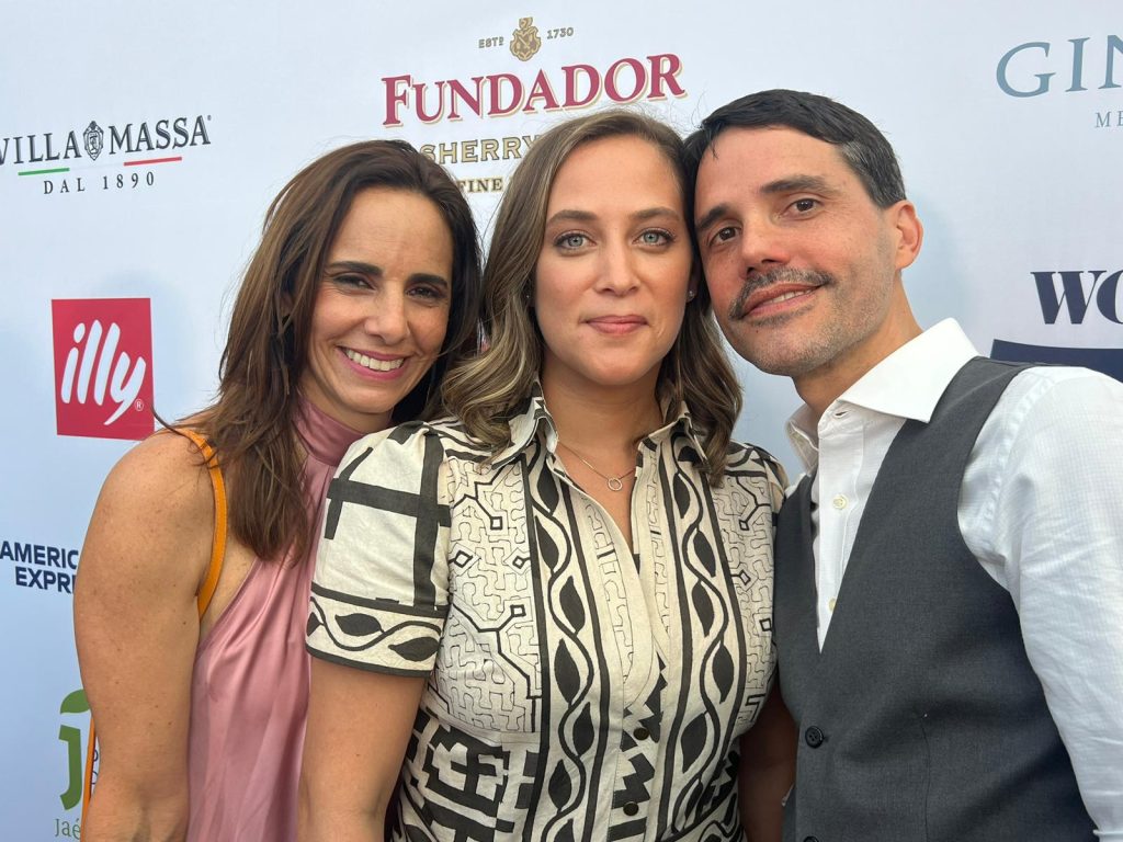 Malena Martínez, Pia Leon y Virgilio Martínez