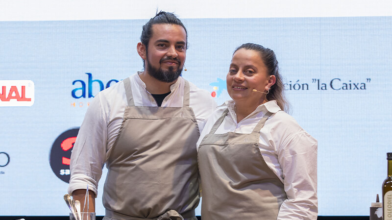 Pía Salazar, mejor pastelera del mundo y su socio y pareja, Alejandro Chamorro