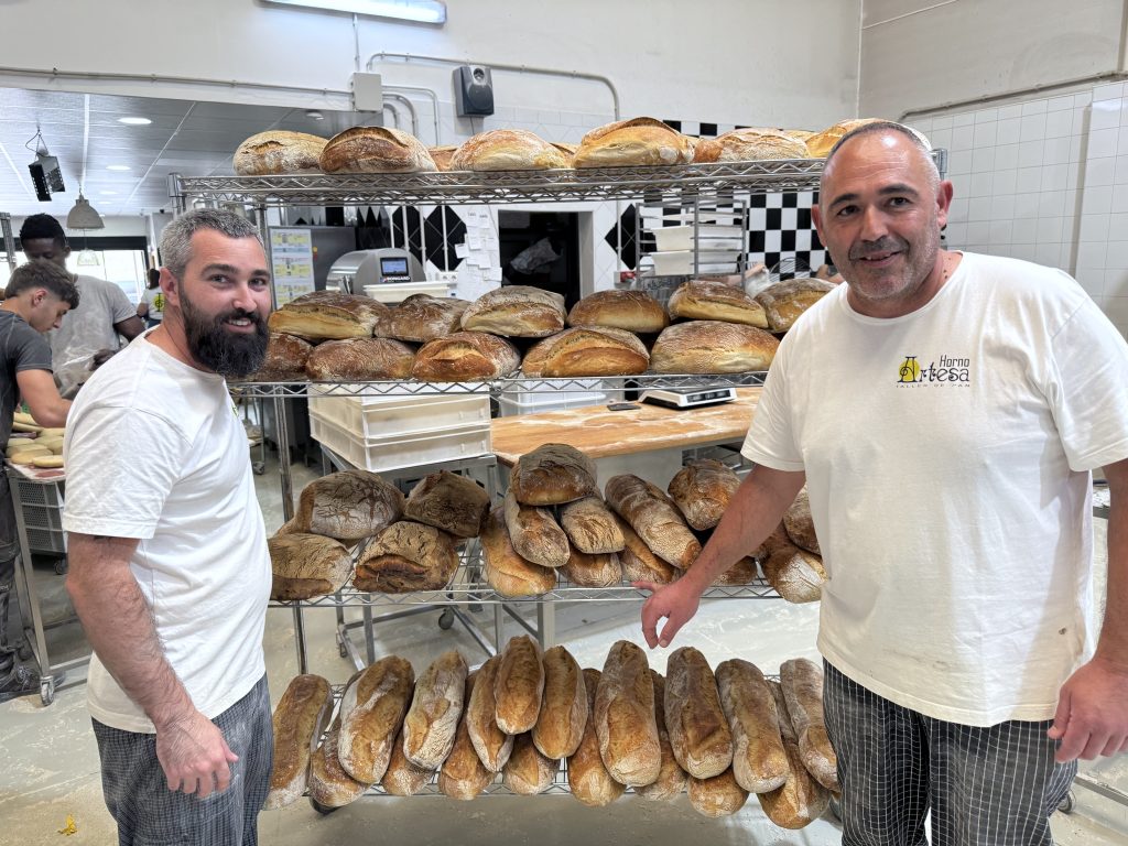 Paco Ruiz Salguero en el Horno Artesa en Arcos de la Frontera