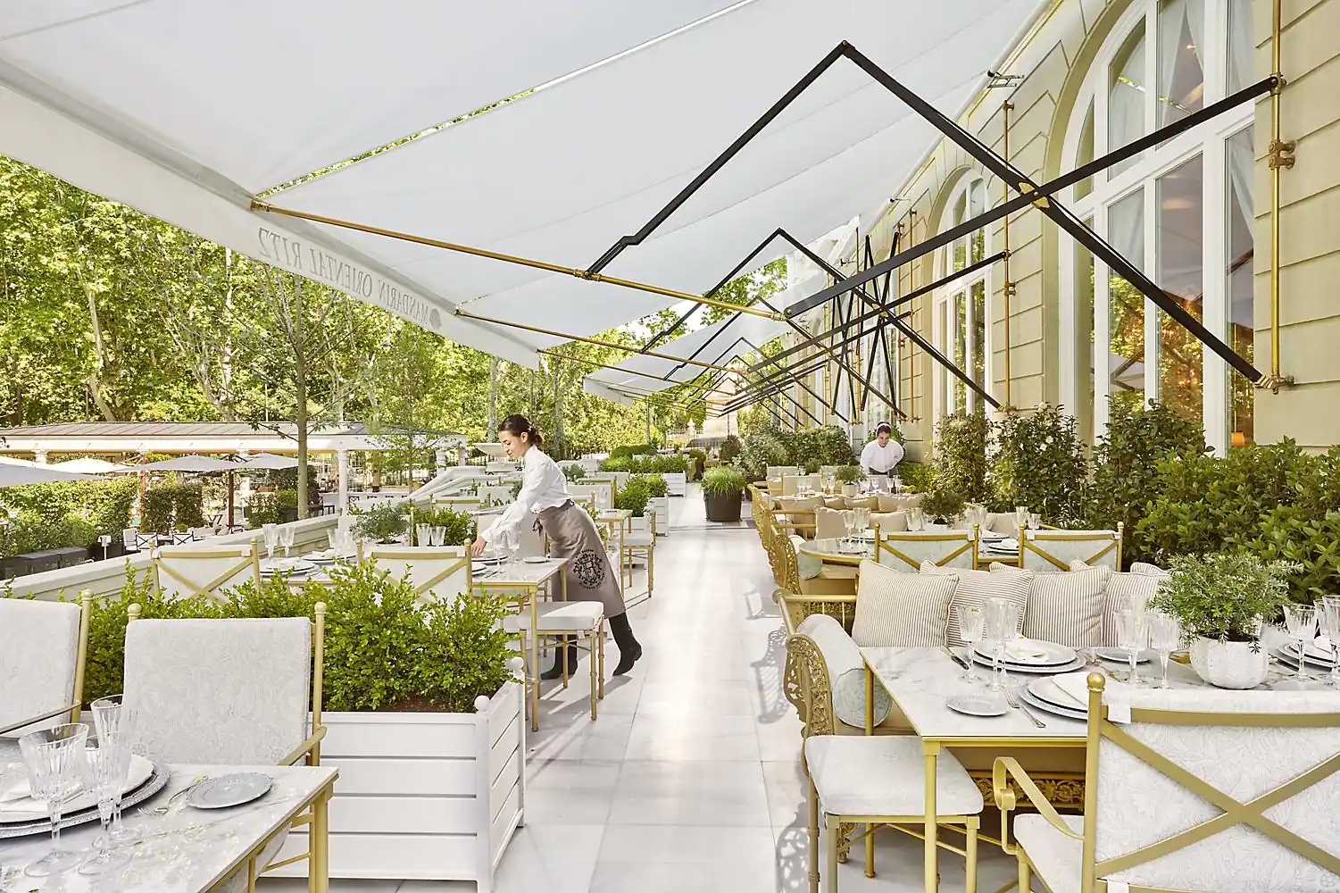 Terrazas de Madrid para cenar en 2024: Deessa