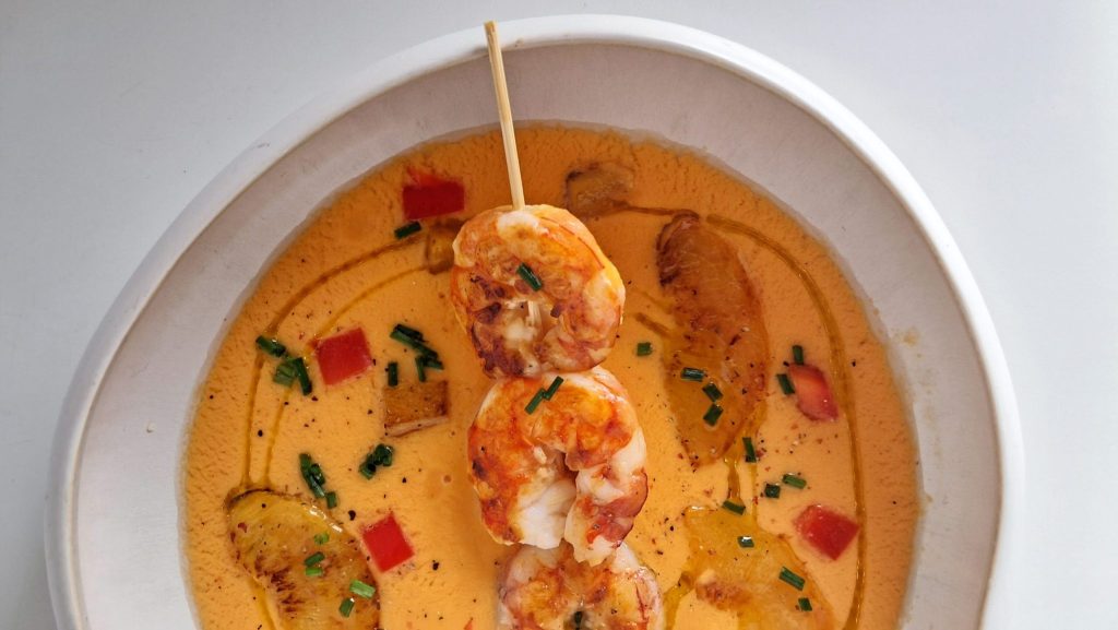 Salmorejo de melocotón